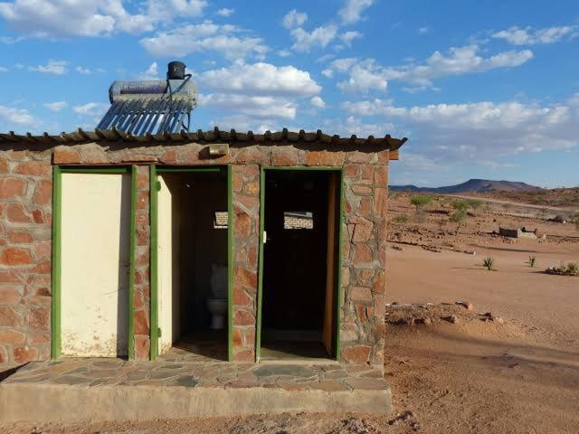 Ozohere Campsite And Himba Village Uis Exteriér fotografie
