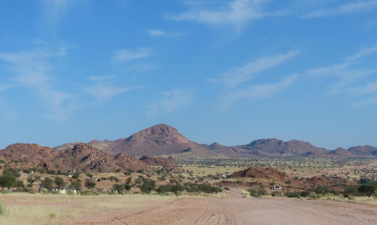 Ozohere Campsite And Himba Village Uis Exteriér fotografie