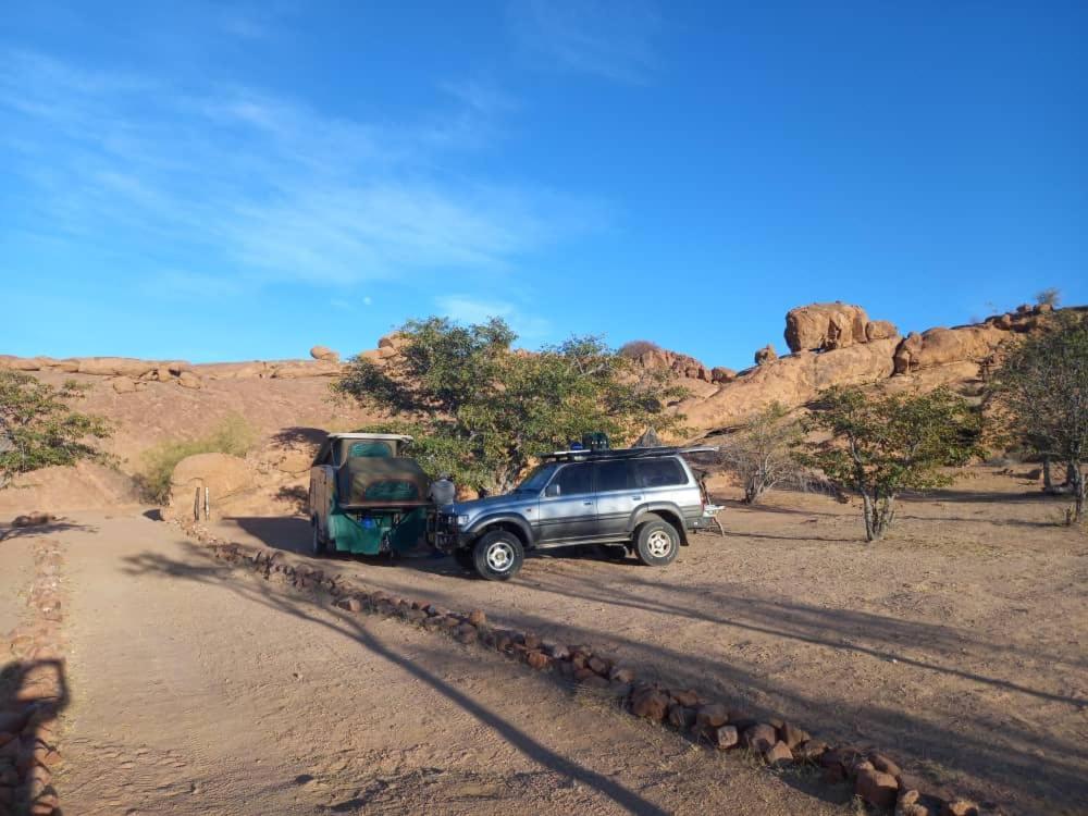Ozohere Campsite And Himba Village Uis Exteriér fotografie